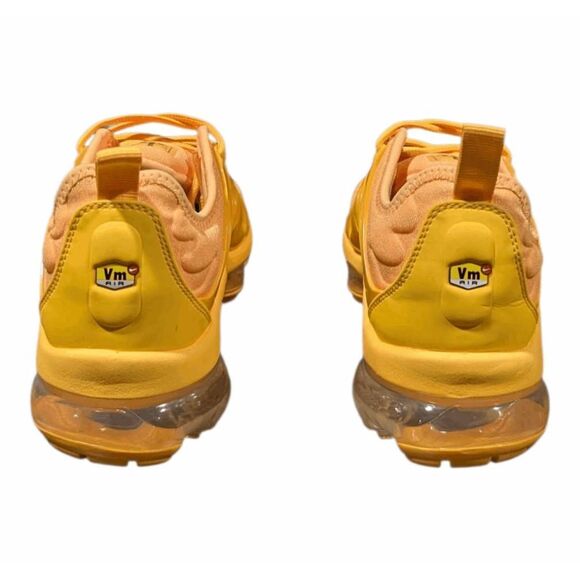 NWOB NIKE Air VaporMax Plus 'Orange' Running Shoes Size 7.5 - Picture 5 of 10